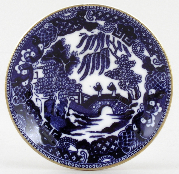 Saucer c1900